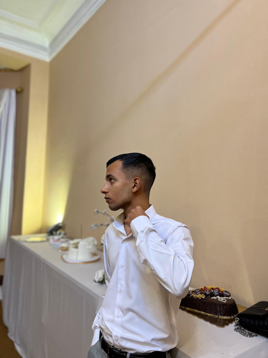 يارب هُمَام يخلص جيش tweet media