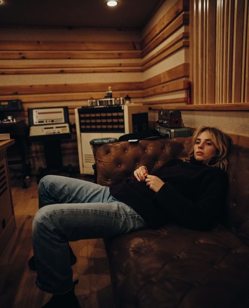 kyra↝♥︎↜ tweet media