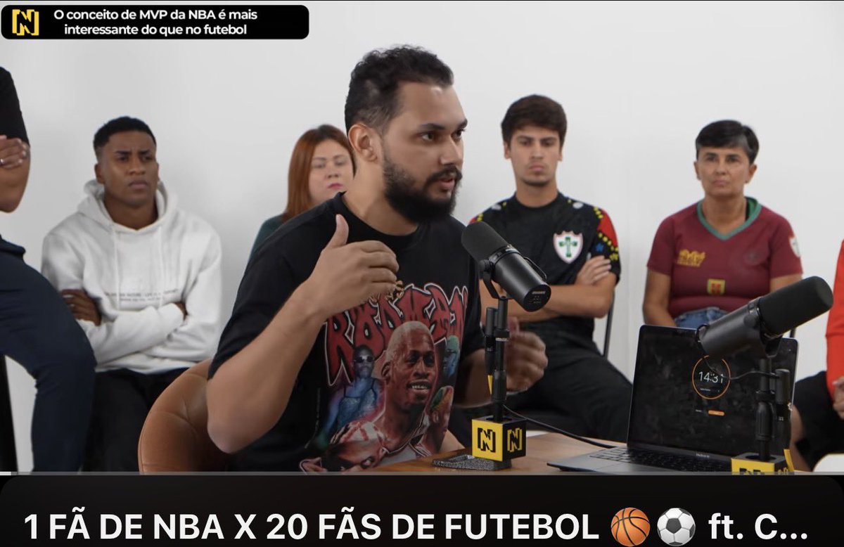 Camarada Wood tweet media