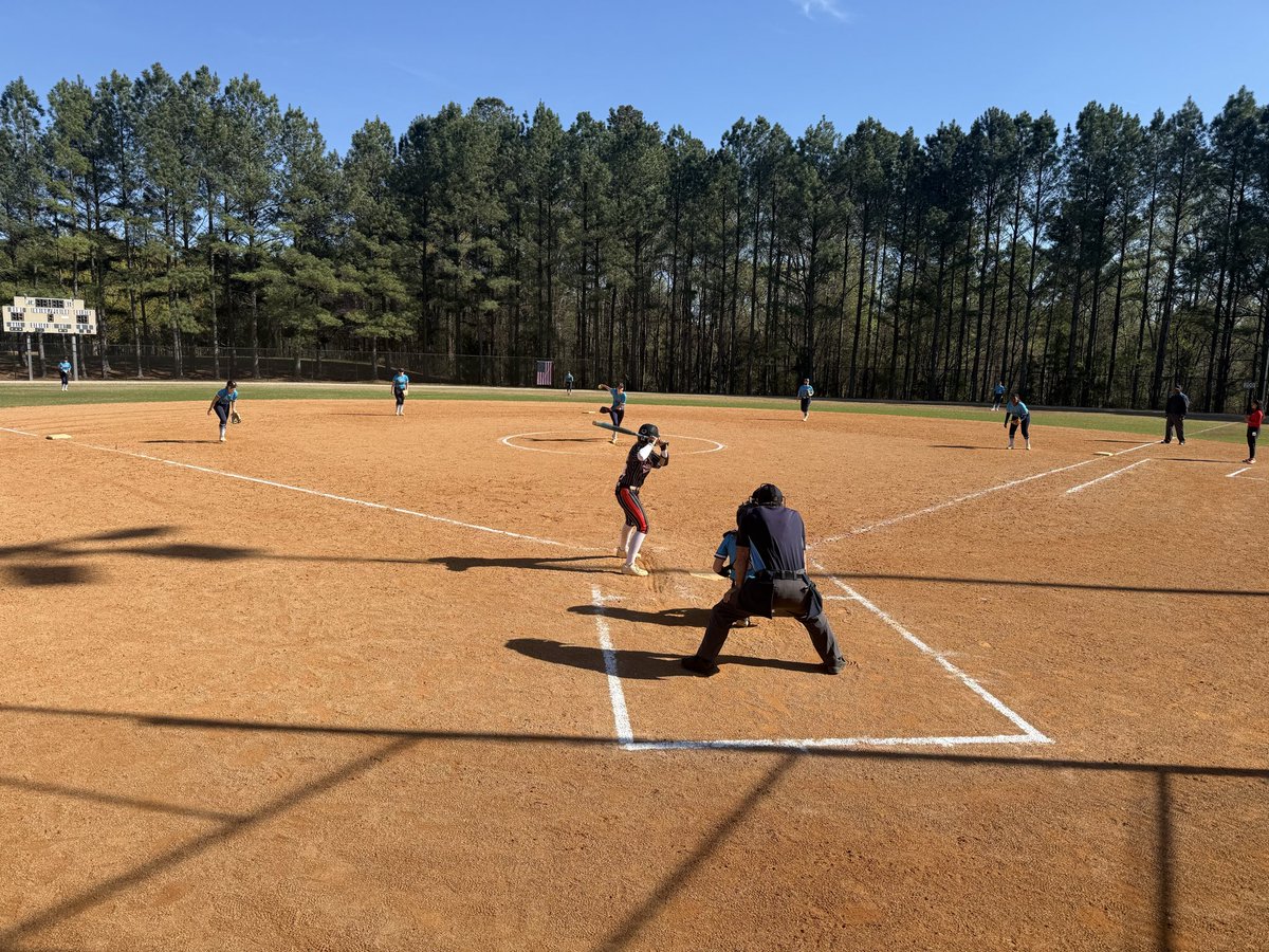 BrianAnweiler's tweet photo. Great Sunday afternoon for @waketechsports! @WakeTechSB with a doubleheader sweep and @waketechbsb wins against a nationally ranked team. 

Go Eagles 🦅 🎉 https://t.co/SEypQeE1bm