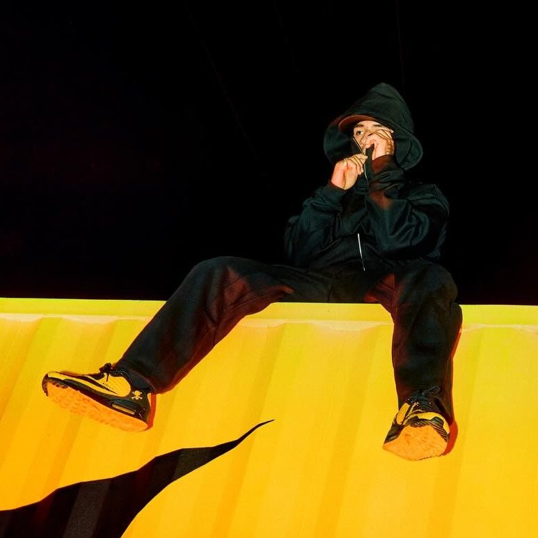 Modern Notoriety tweet media