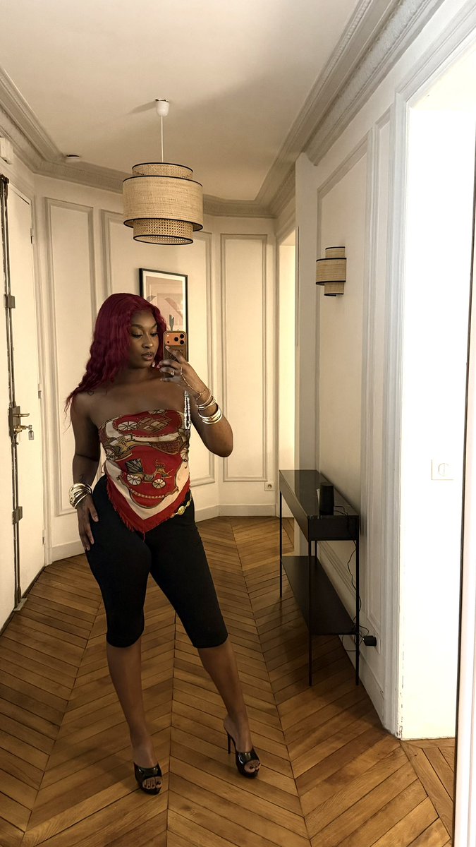 𝑺𝒊𝒔’ 👩🏽‍❤️‍💋‍👨🏽 tweet media