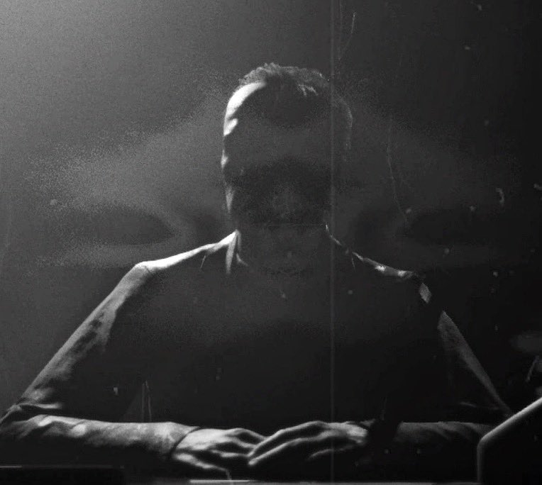 nuru 🥭 tweet media