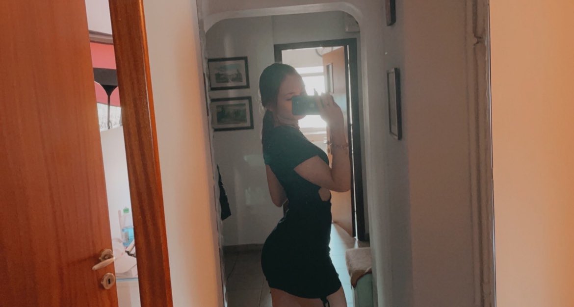 ashleyyy0191's tweet photo. Happy Sunday to you all fam!✨🥹😘 https://t.co/bhXTJBP1QT
