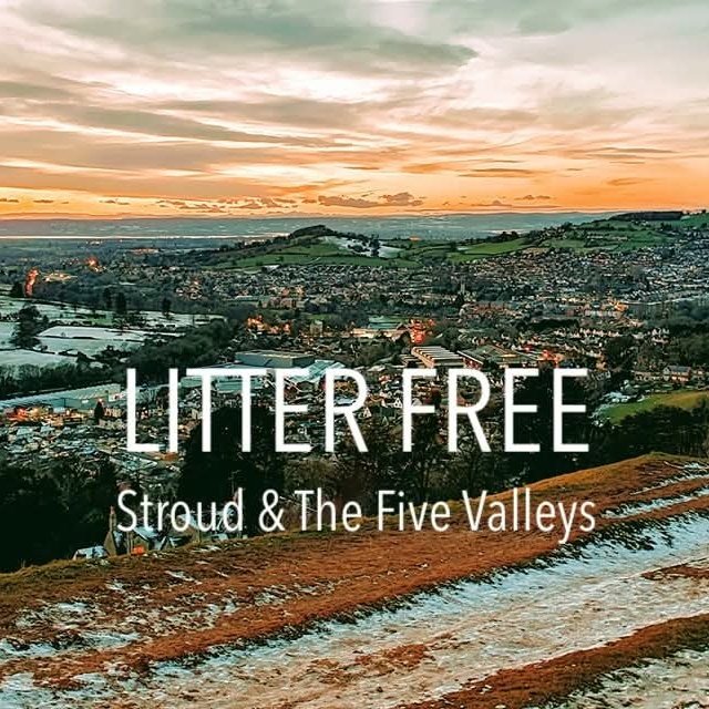 EricTorrington's tweet image. #Dursley #Gloucestershire 15 bags of #litter in support of the @KeepBritainTidy #GreatBritishSpringClean attended by our MP Dr Simon Opher. Focusing on hedgerows @rednock_school as part of raising litter awareness.