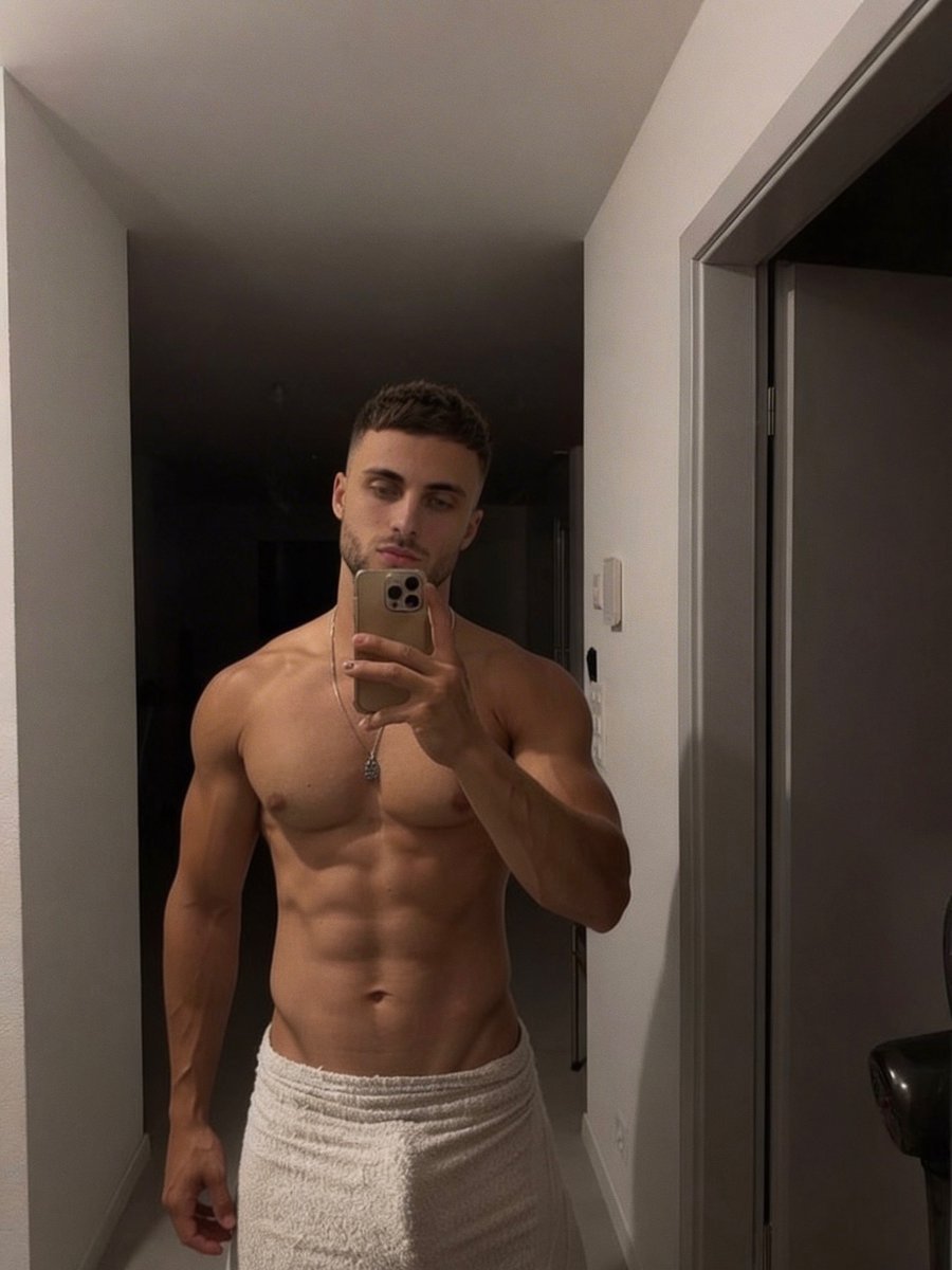 Trawis 👑 tweet media