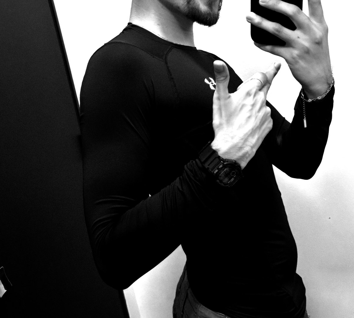 Tyr Behrooz tweet media