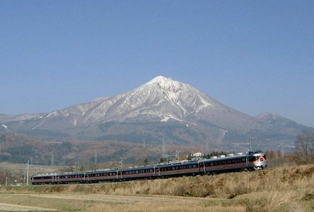 つばさ51号 tweet media