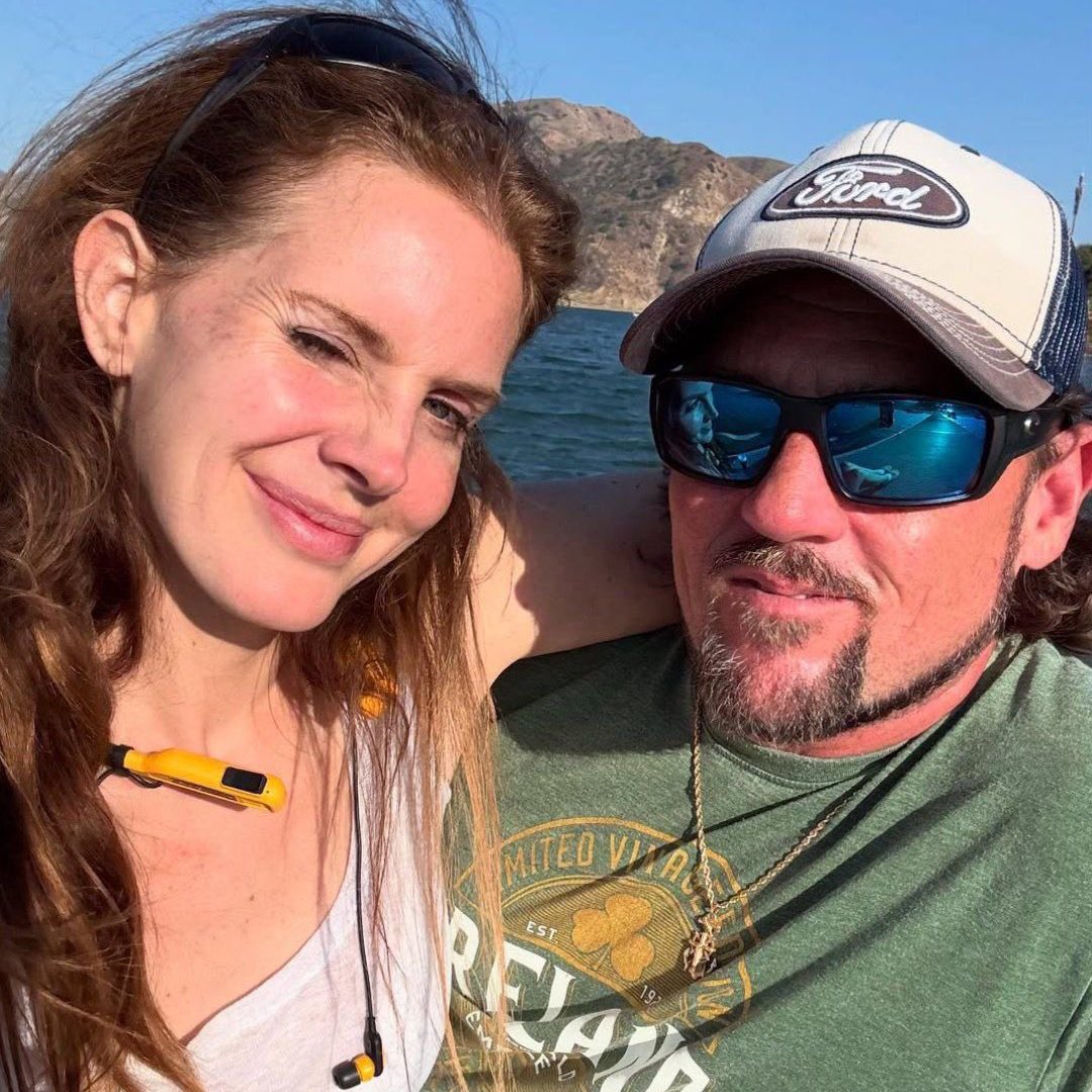 UpdateCharts tweet media