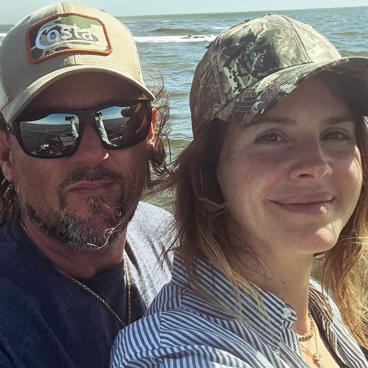 UpdateCharts tweet media