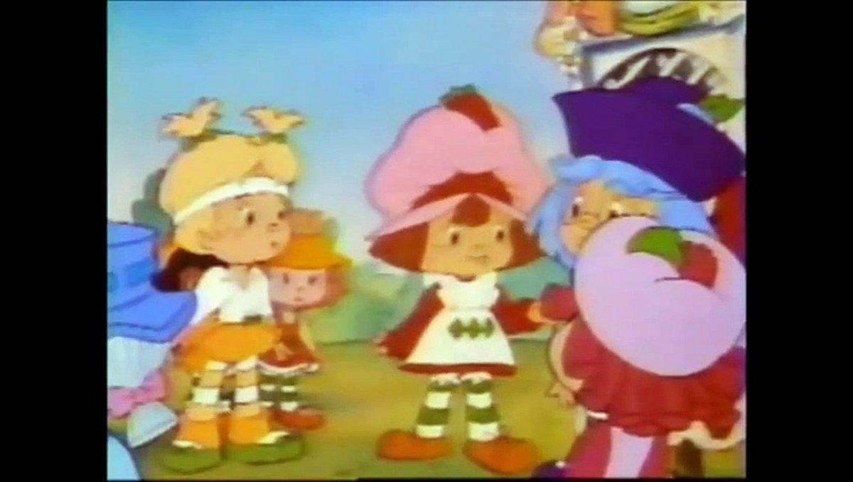 SophieTucker88's tweet image. A Happy 41st Anniversary to Strawberry Shortcake Meets the Berrykins! #80sCartoons #StarwberryShortcake #Nelvana youtu.be/83G6IG5dtPI archive.org/details/strawb…