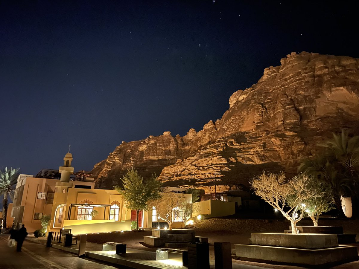 やまもと tweet media