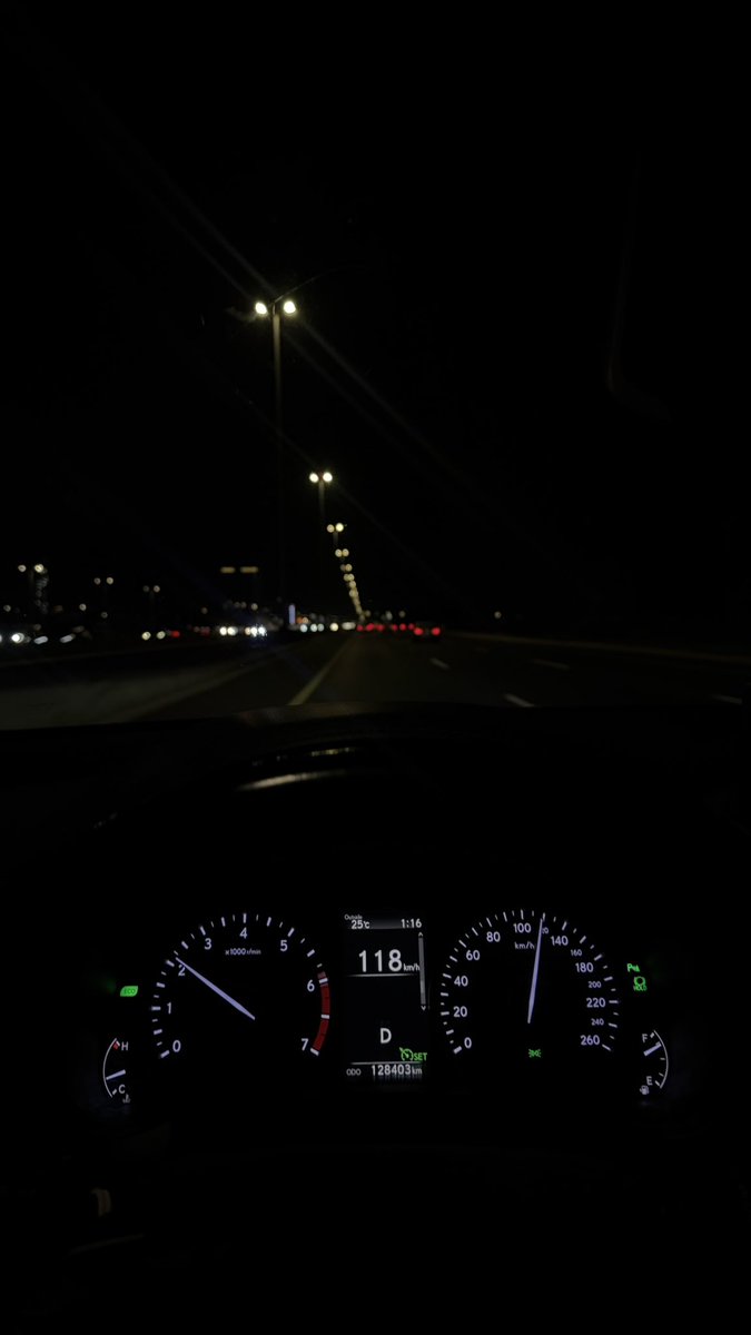 𝓢𝓪𝓵𝓵𝔂 tweet media