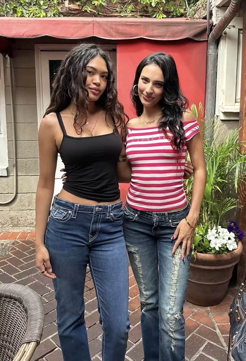 DZ Worlds Collide News! tweet media