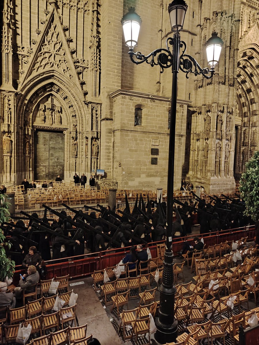 Pasión de Sevilla tweet media