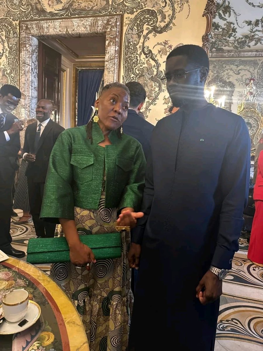 OdomeAngone's tweet photo. La diplomatie scientifique (et universitaire) est hautement politique 

Le 25 mars dernier, j’ai été conviée au déjeuner offert par la Casa Real à l’occasion du voyage officiel en Espagne de Son Excellence Bassirou Diomaye Diakhar Faye, Président de la République du Sénégal.

Enseigner une langue étrangère c’est au-delà d’offrir les rudiments de la grammaire aux apprenants, transmettre un imaginaire géopolitique au public-cible, à travers le corpus choisi.

Ma profonde connaissance à Sa majesté Le Roi Felipe VI, ainsi qu’à son épouse la Reine consort Letizia Ortiz, pour la marque d’attention envers ma modeste personne.