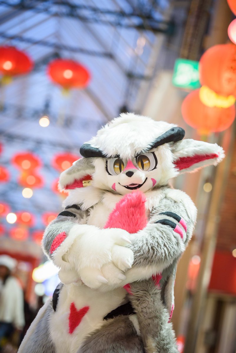 アクシス tweet media