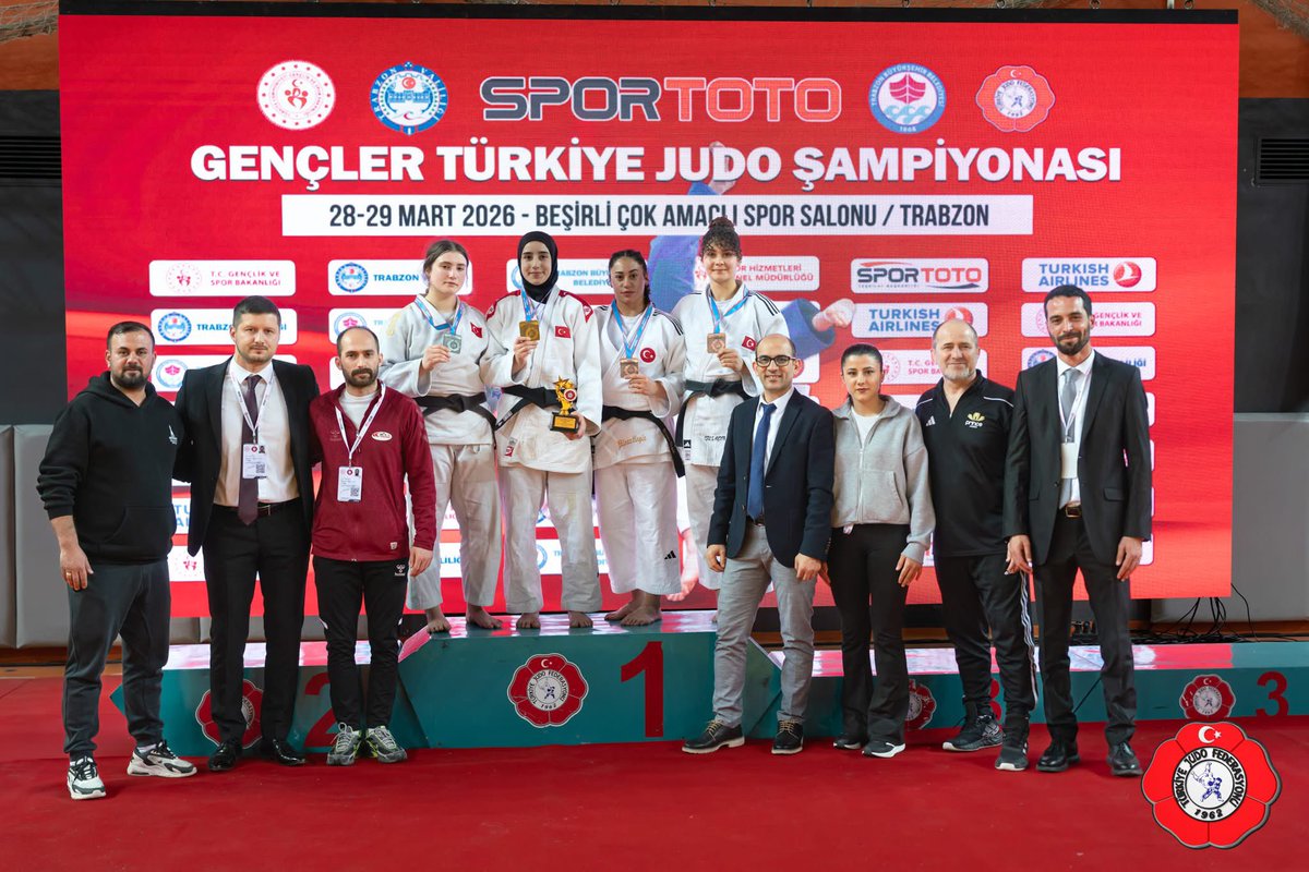 28-29.03.2026 tarihlerinde Trabzon ilinde yapılan Gençler Türkiye Judo şampiyonasın’da
70 kg da Işıl Sinem AYDIN 🥉olmuştur.Bize destek veren herkese çok tesekkür ederim🙏🙏