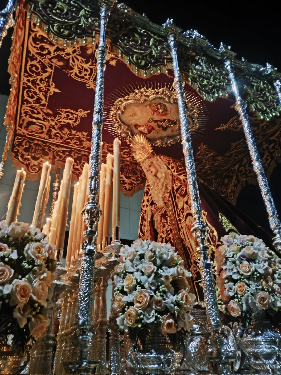 Manuu 💜🤍 tweet media