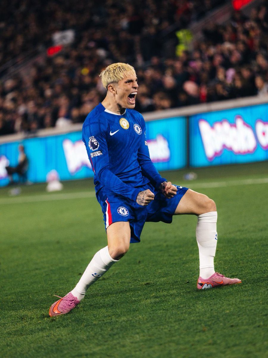 MUFCUpdate tweet media