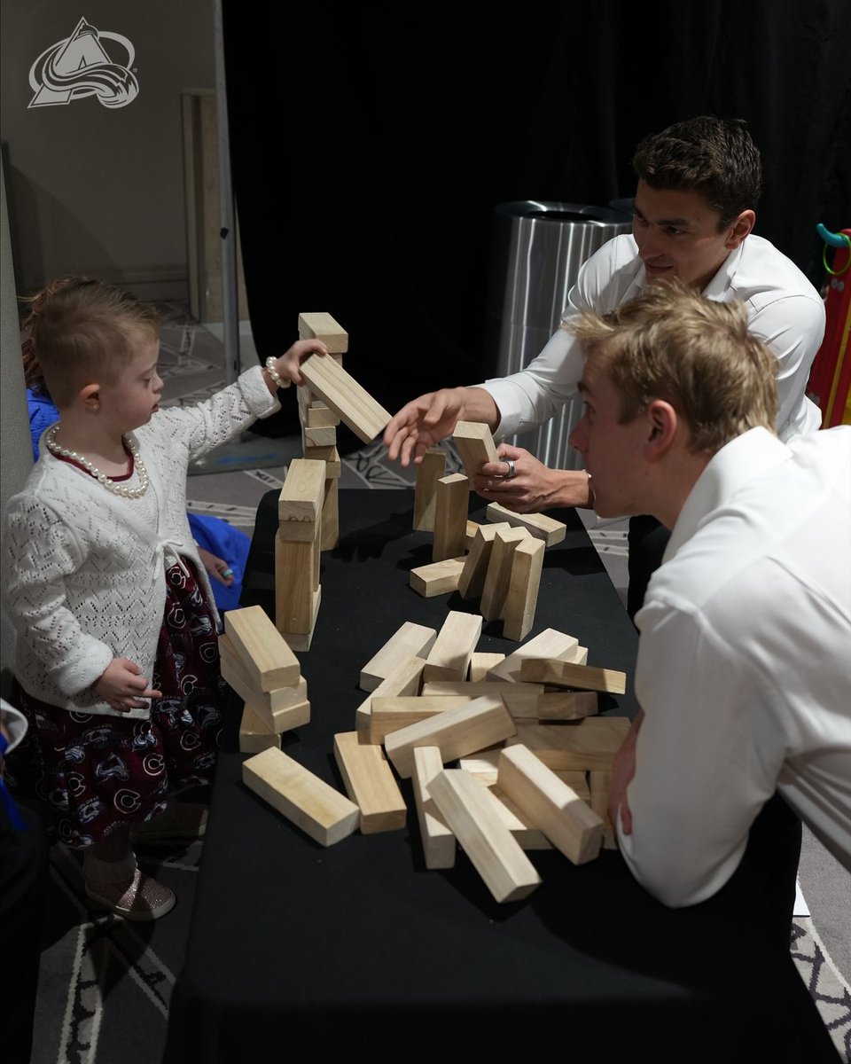 x - Colorado Avalanche tweet media