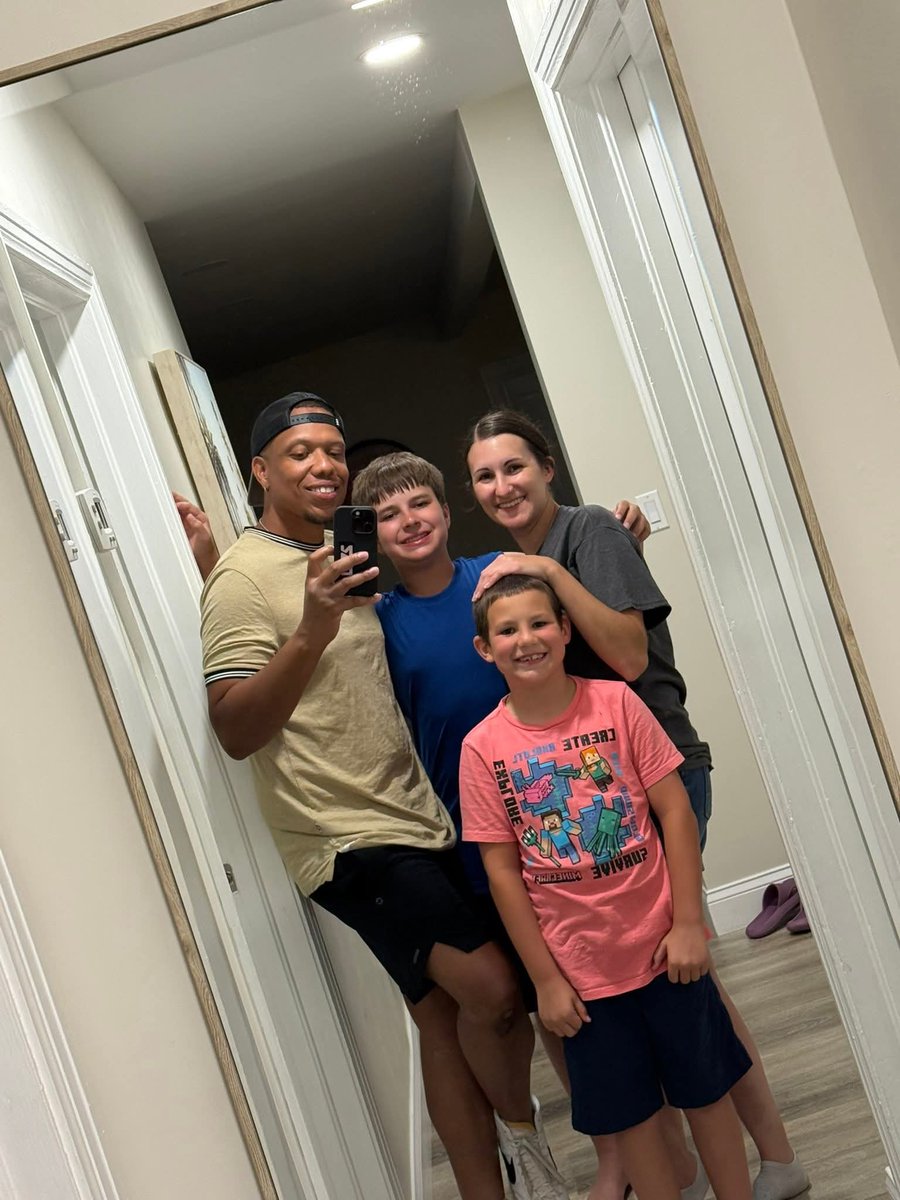 Backto Tijuana tweet media