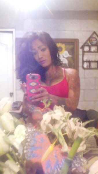 𝜗𝜚 tweet media