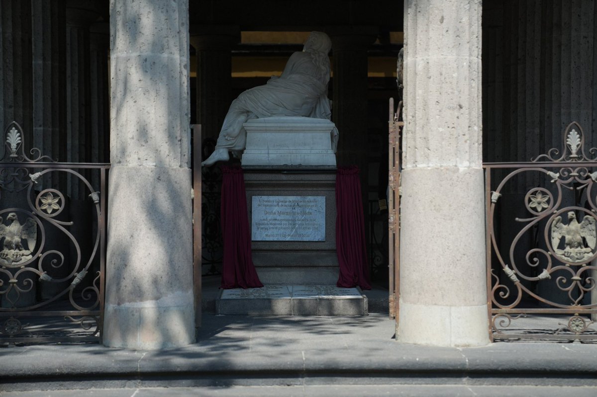 Hace 200 años nació Margarita Maza Parada.

En un acto profundamente simbólico y emotivo, nuestra primera mujer presidenta, la Doctora <a href="/Claudiashein/">Claudia Sheinbaum Pardo</a> reconoció a Margarita Maza en el bicentenario de su natalicio por ser una mujer que con sacrificio constante, trascendió de lo