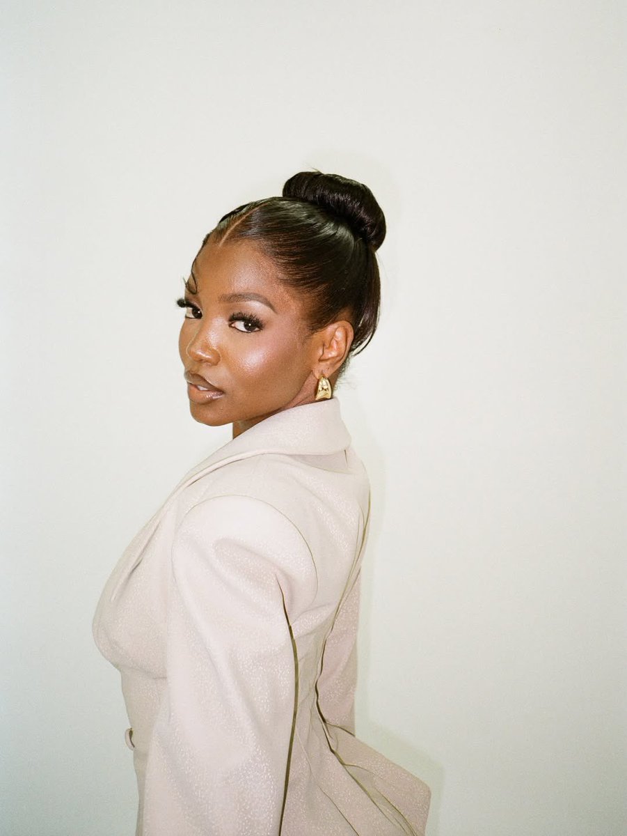 𝗔𝘆𝗻𝗶 tweet media