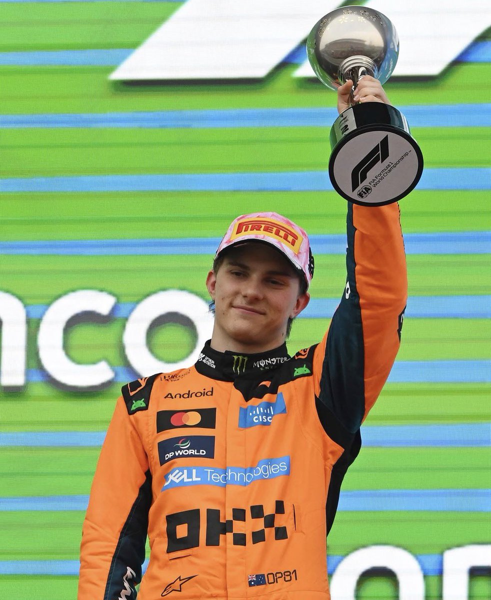 𝘖𝘴𝘤𝘢𝘳 𝘗𝘪𝘢𝘴𝘵𝘳𝘪 tweet media