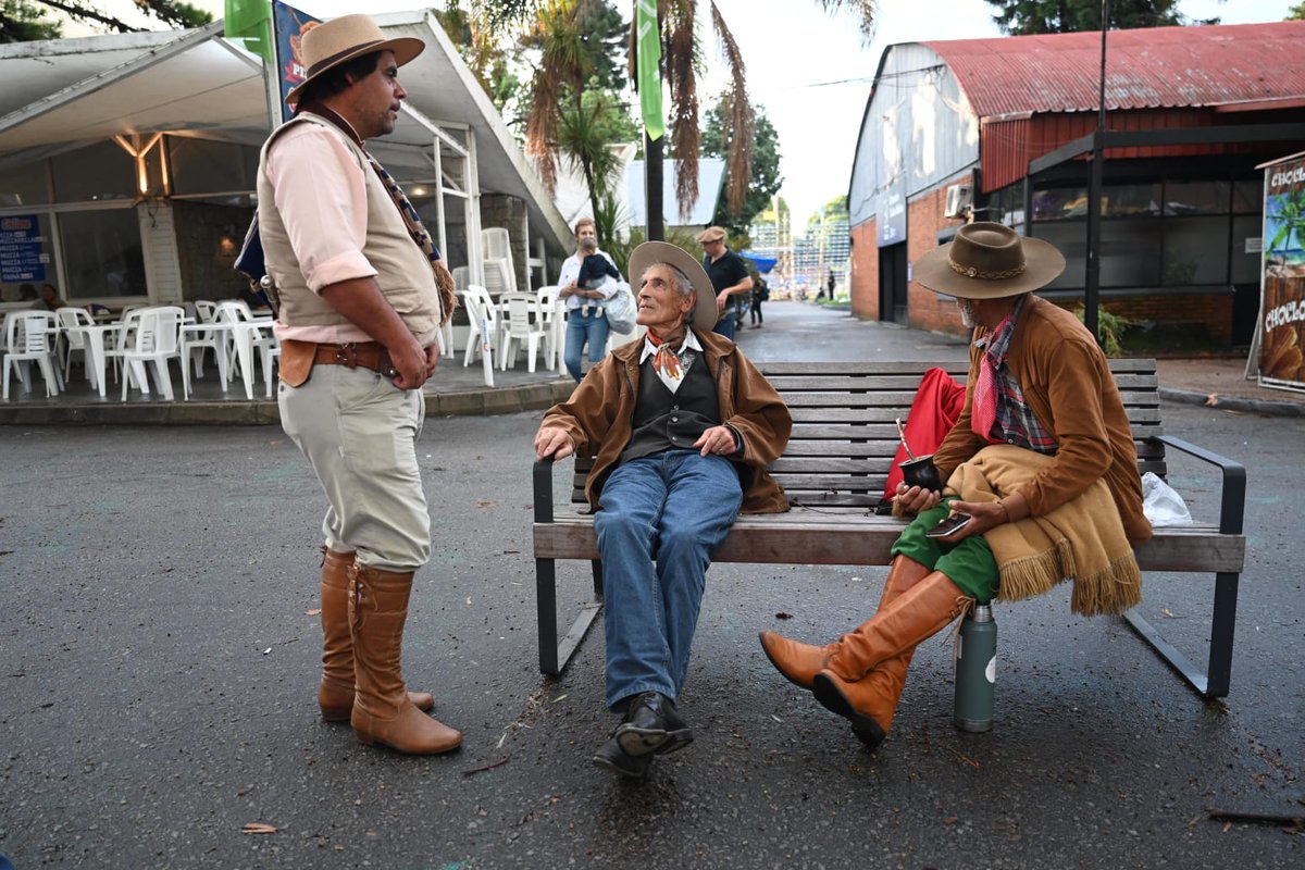 Intendencia de MVD tweet media