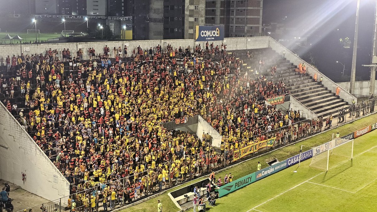 Central da Ilha tweet media