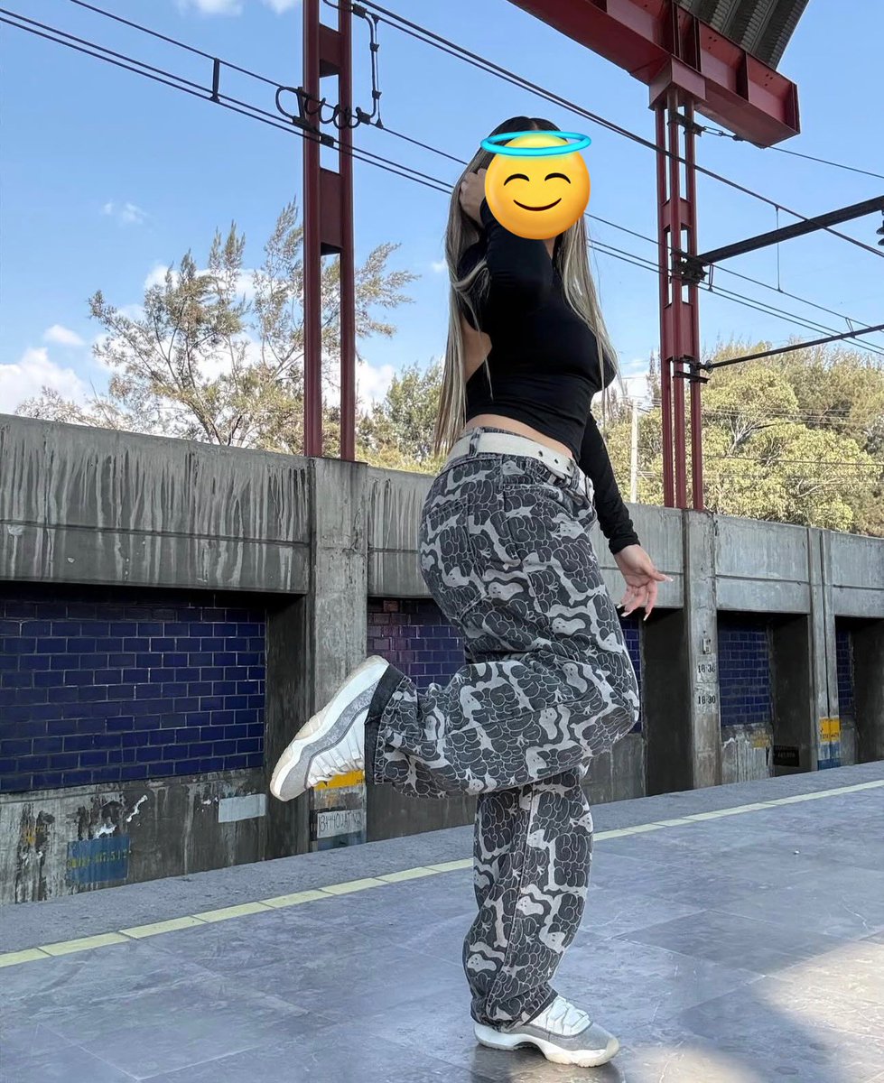 V&R 🍍🇻🇪 🇲🇽 tweet media