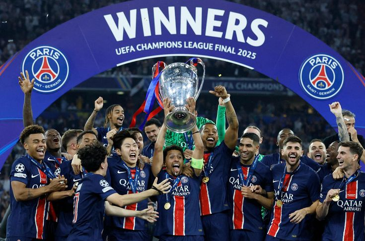 OgSulp's tweet photo. Breaking: PSG will play football in 4 days https://t.co/DAkZMrG8zT