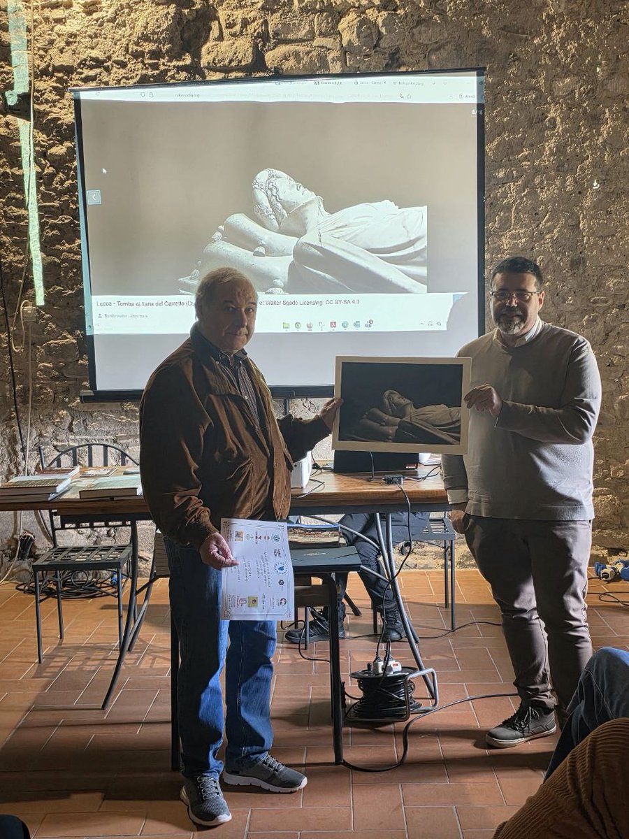WikiToscana's tweet photo. Domenica a #Pontremoli  grande premiazione di
@wikimonuments regionale, edizione 2025. Alla presenza delle autorità e degli sponsor 🍪🍅📚📜💒

👉https://t.co/XYHKOFWhgA
👉https://t.co/HZ1zqLQpnU https://t.co/oLIiane1YX