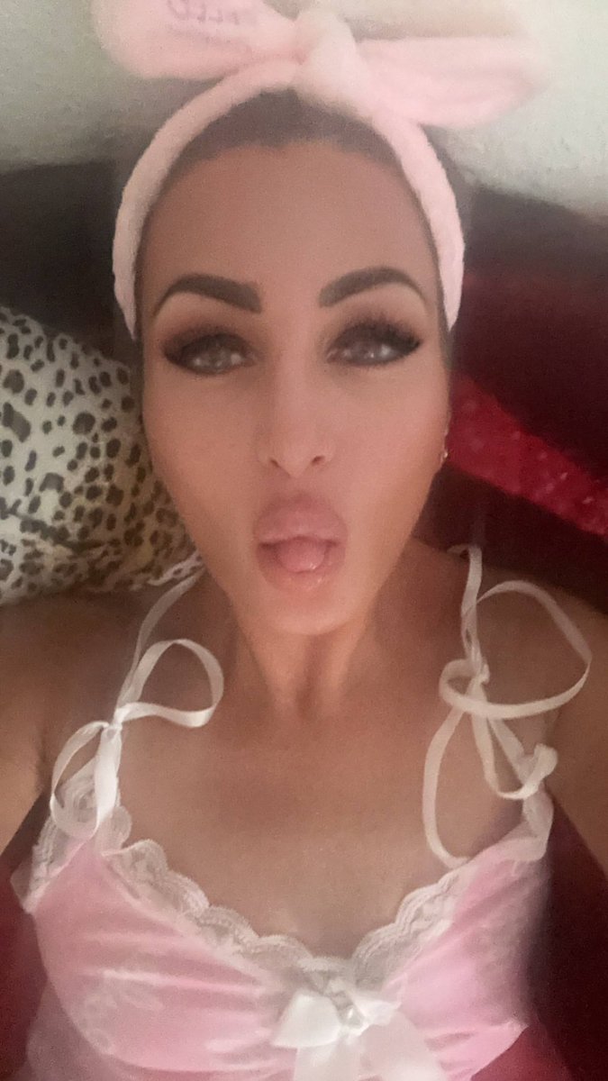 Empress Izabella die Schweinepriesterin OFFICIAL tweet media