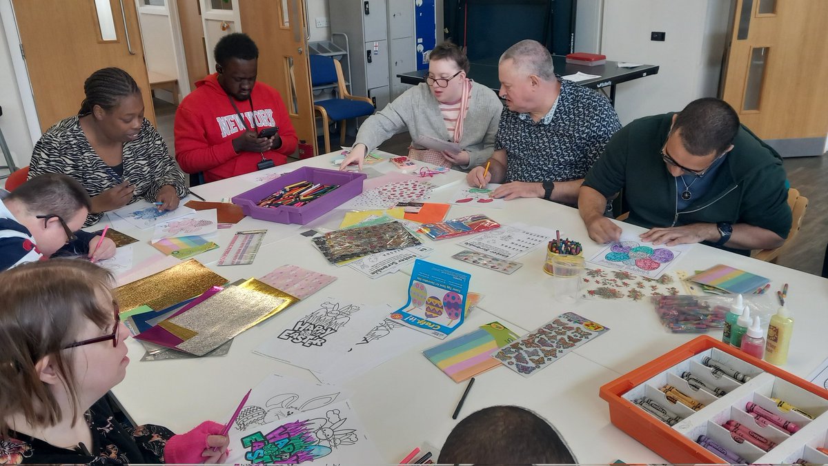 MertonMencap's tweet photo. Hi everyone! 👋 🙂 We had a creative and engaging Saturday Hub session yesterday.👌It was all about Easter celebration! 🐰🐣The activity included making festive cards for their loved ones.👍Everybody had a great time👏while using their creativity and art skills. ✏️✂️🖍🎨🖌🖼 https://t.co/4a1LvA2Yd1
