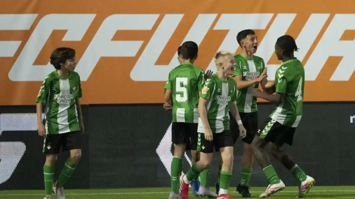 Radioestadio Noche tweet media