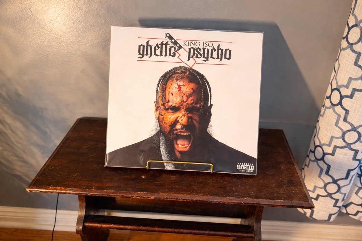 realSamGoodie's tweet photo. 🎶 #NowPlaying
🎧 King Iso – Ghetto Psycho 🧠⚡
😎 Today’s vibe
Follows a string of Strange Music releases that built his cult following.
#KingIso #GhettoPsycho #Music #MusicCollection #Vinyl #VinylCollection 🎵 https://t.co/GGnsJm2LWP