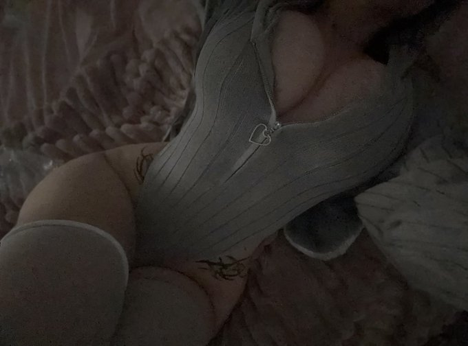 milaxxgmz's tweet photo. Déjà réveillé ? Like❤️ + RT je t’envoie un cadeau en privé🤭   
  
Commente quand c’est fait 👅 https://t.co/juIE8lQVBt