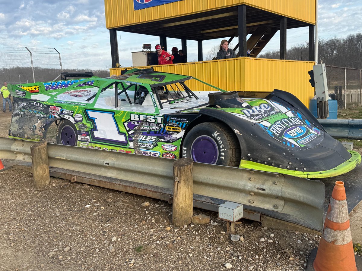 #𝗟𝘂𝗰𝗮𝘀𝗗𝗶𝗿𝘁 🏁 tweet media