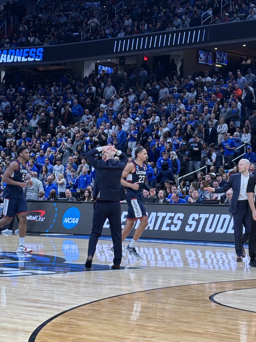 Adam Zagoria tweet media