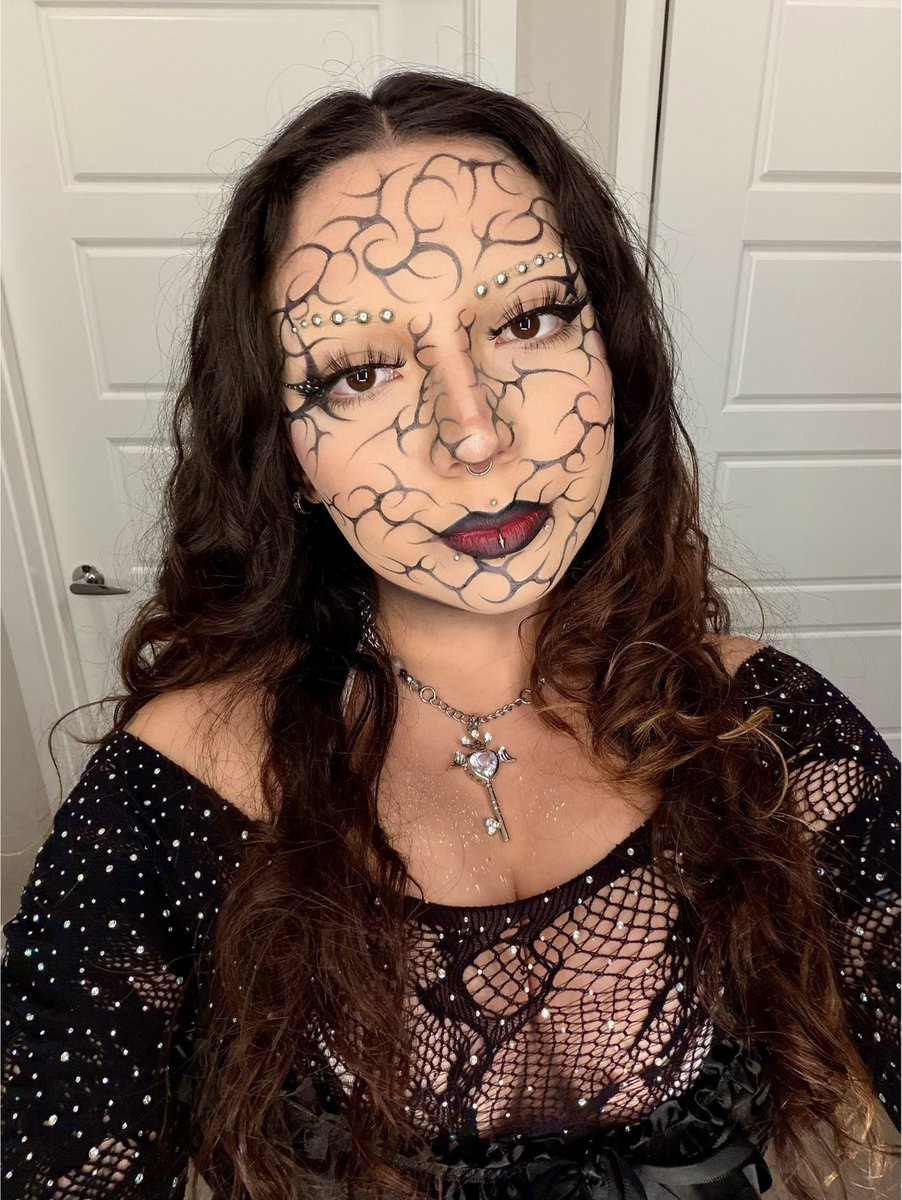 queer bait tweet media