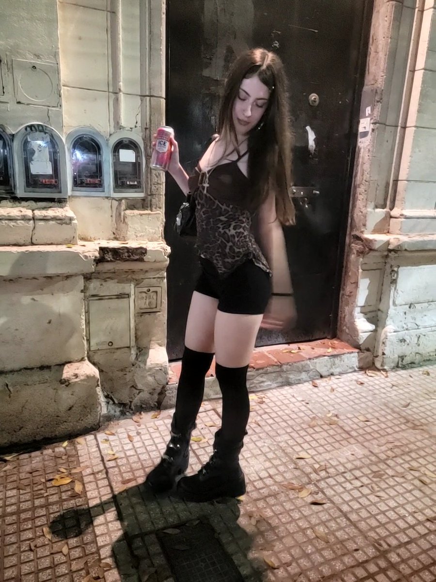 sigrid🧘🏻‍♀️ tweet media