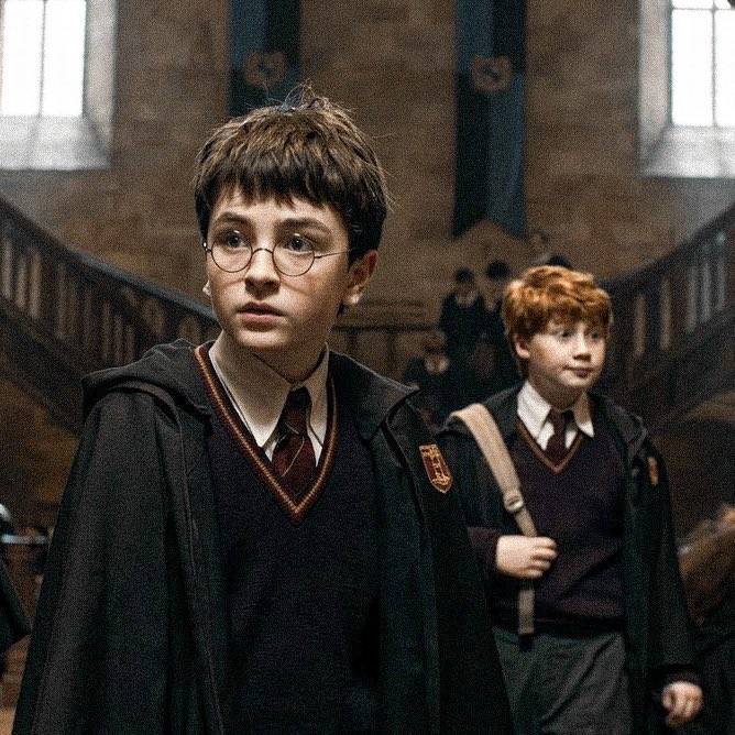 🚨 HARRY POTTER NO NATAL! O CEO da HBO confirmou que o primeiro episódio da série Harry Potter estreia no dia 25 de dezembro, e os demais episódios serão lançados semanalmente, aos domingos.