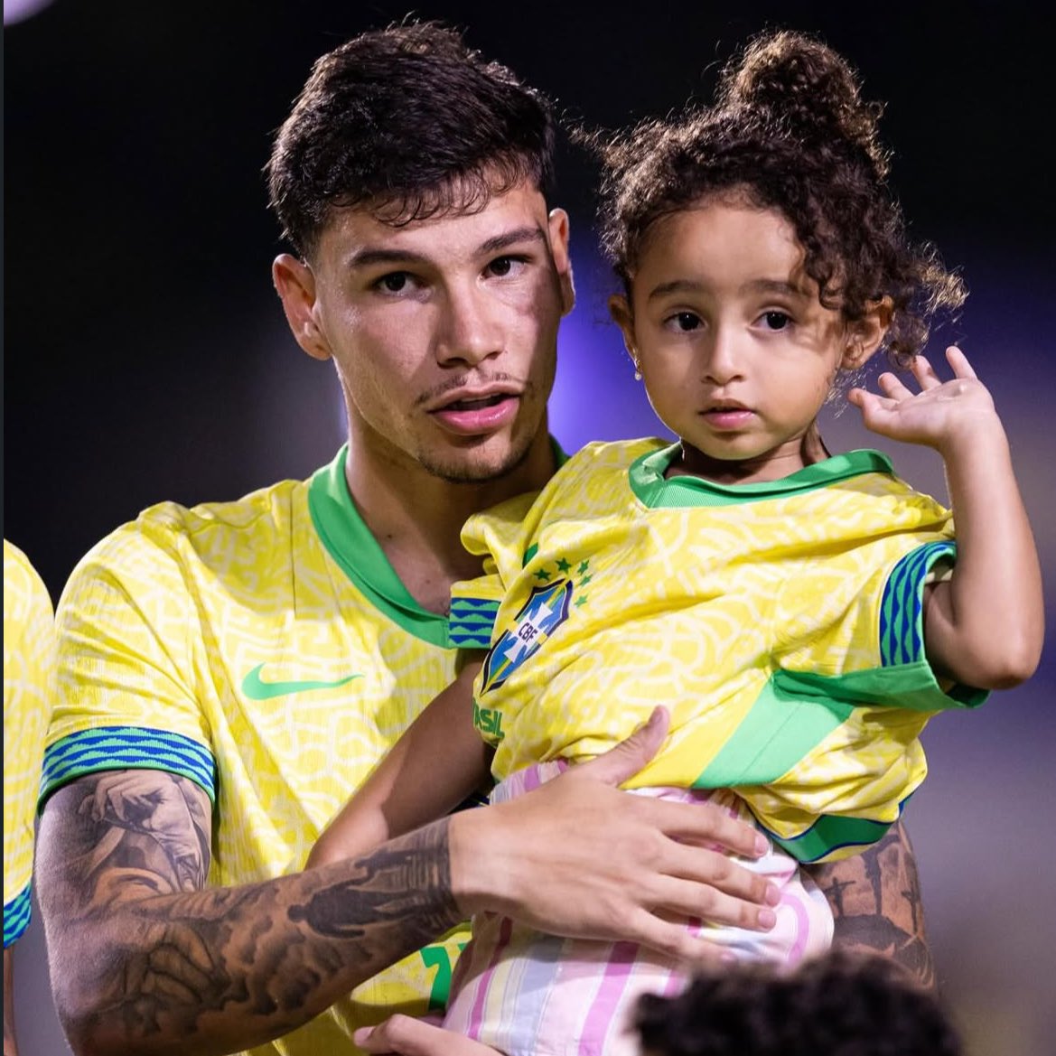 QG do POP tweet media