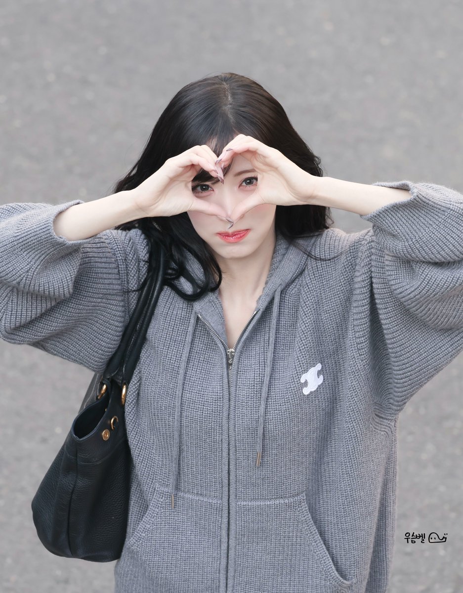 우슴벨 tweet media