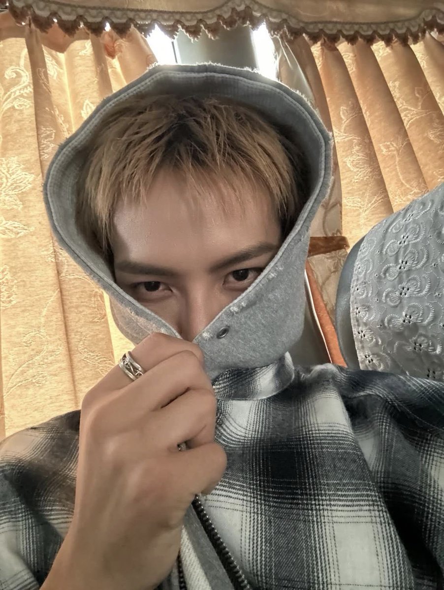 lu (@seongilover) / Posts / X