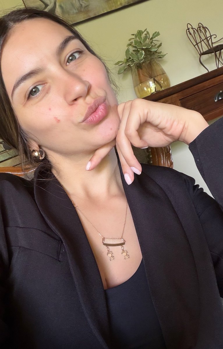 Sσƒία ƒєяηαη∂ᥱz (@soffifernandeez) on Twitter photo 