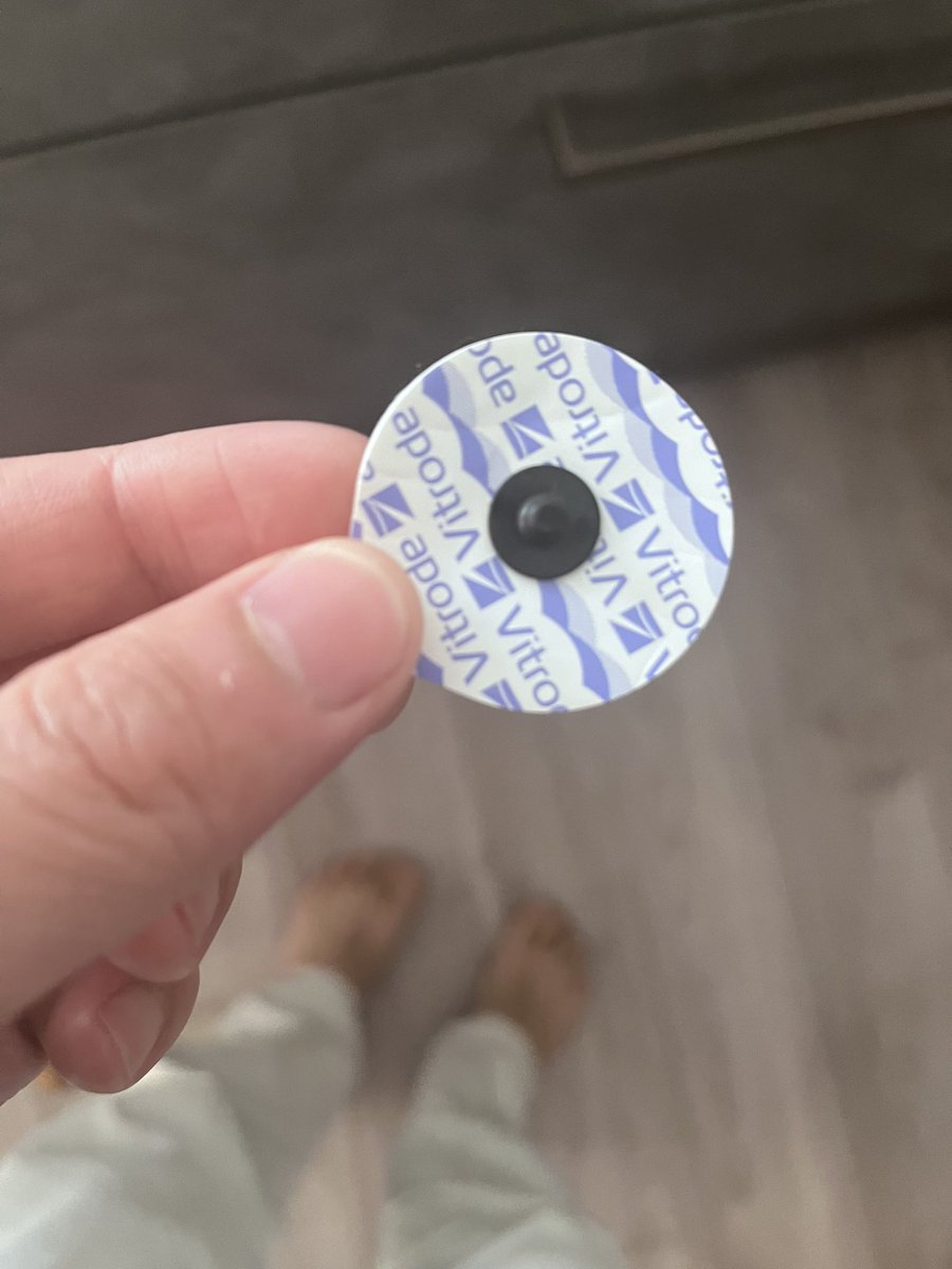 dig smith tweet media